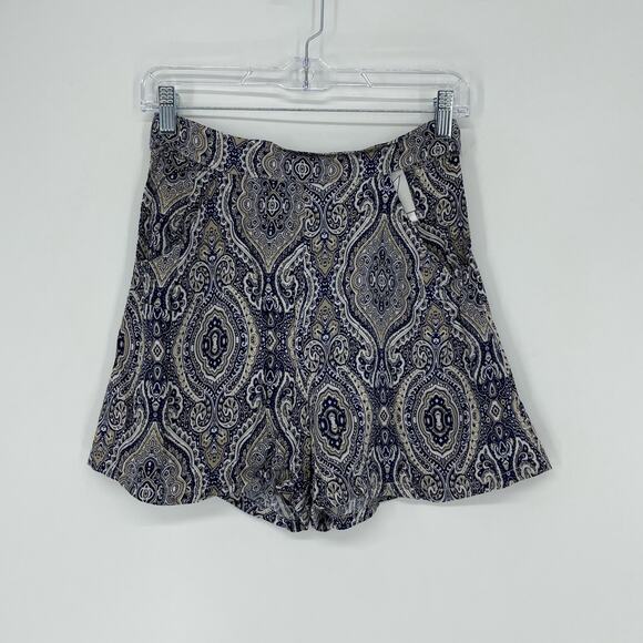 RP4LF Cutout Paisley Shorts Size Small - Picture 3 of 7